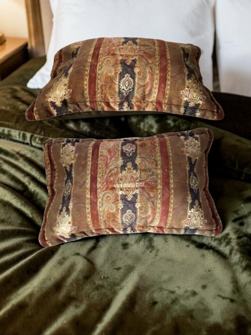 🦜 2/$10 Croscill Elegant Paisley 2 Pillows King Size Shams Brown and Red.